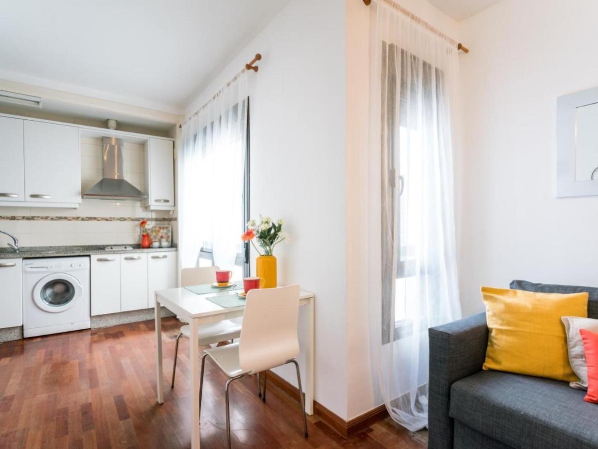 Holi-Rent Santa Marina Apartamento Sevilha Exterior foto