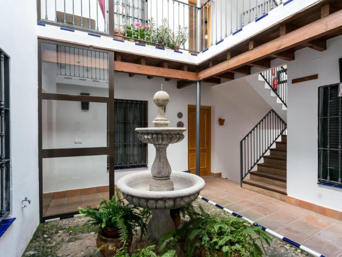 Holi-Rent Santa Marina Apartamento Sevilha Exterior foto